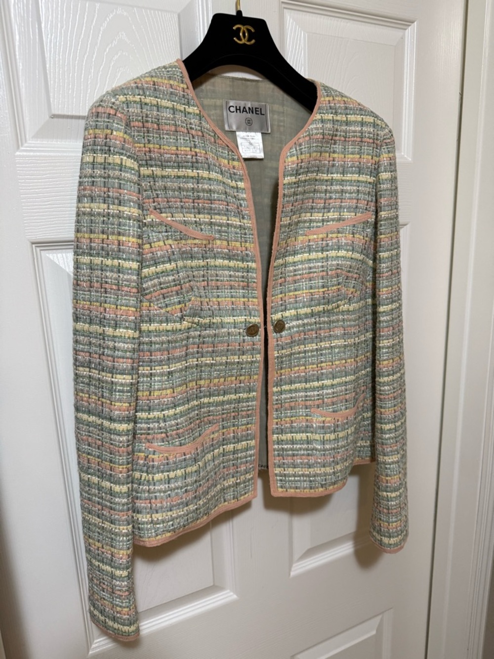 CHANEL PASTEL SILK TWEED JACKET - Picture 8 of 9